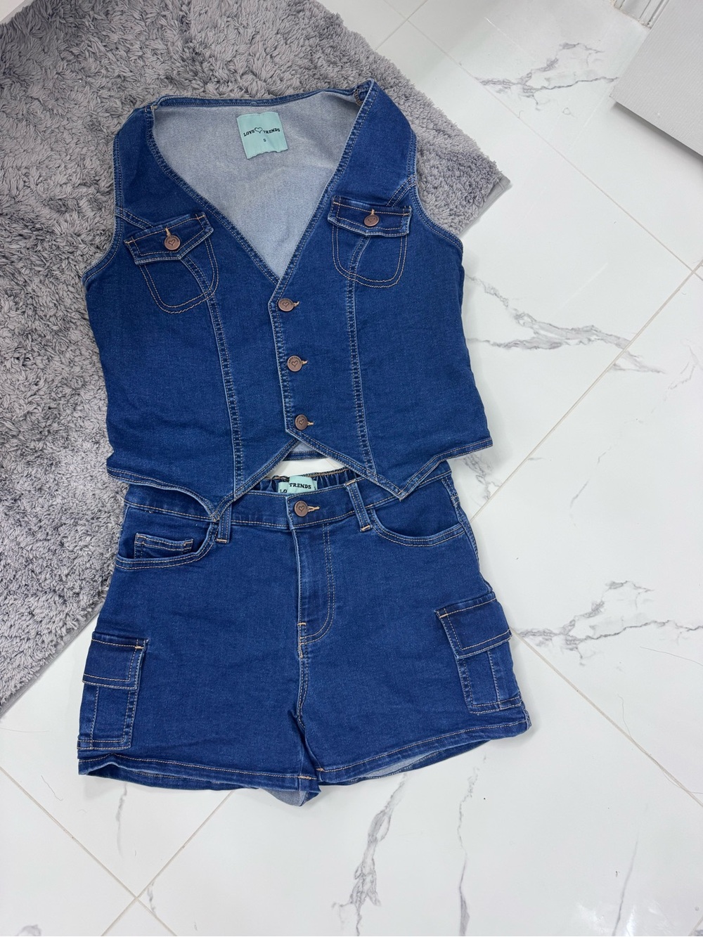 Two Piece Denim Vest Short Set! - Picture 2 of 5